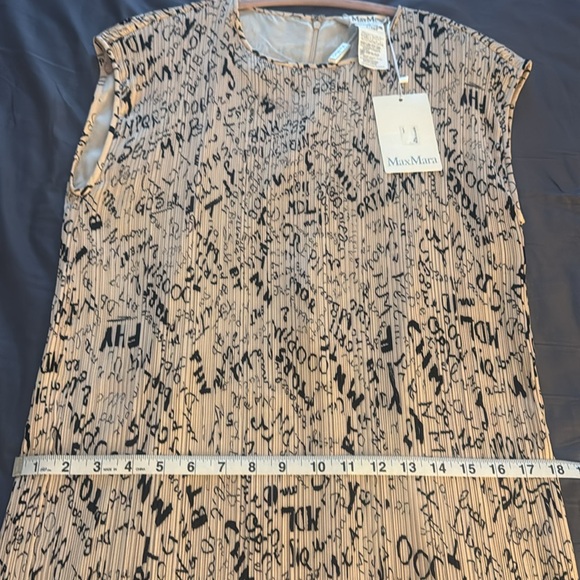 MAX MARA RINO LETTER PRINT PLEATED DRESS - Picture 12 of 14